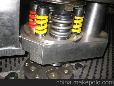 供應(yīng)數(shù)控自動八工位沖床 精密模具 用于篩網(wǎng)等鈑金行業(yè)圖片,供應(yīng)數(shù)控自動八工位沖床 精密模具 用于篩網(wǎng)等鈑金行業(yè)圖片大全,青島大東自動化科技-